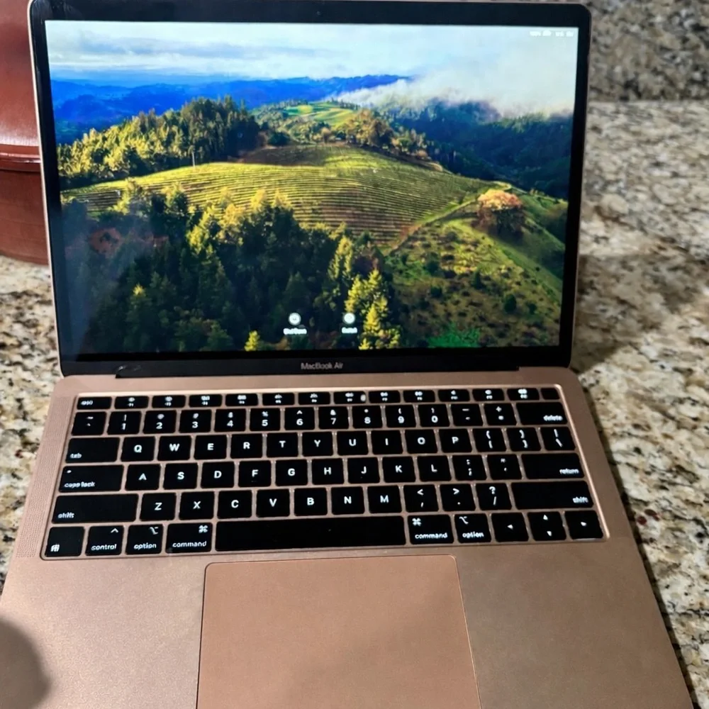 Apple MacBook - Rose Gold Aluminum Finish